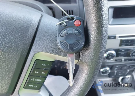 2012 Ford Fusion Se z USA, uszkodzony, nr VIN 3FAHP0HA9CR143292